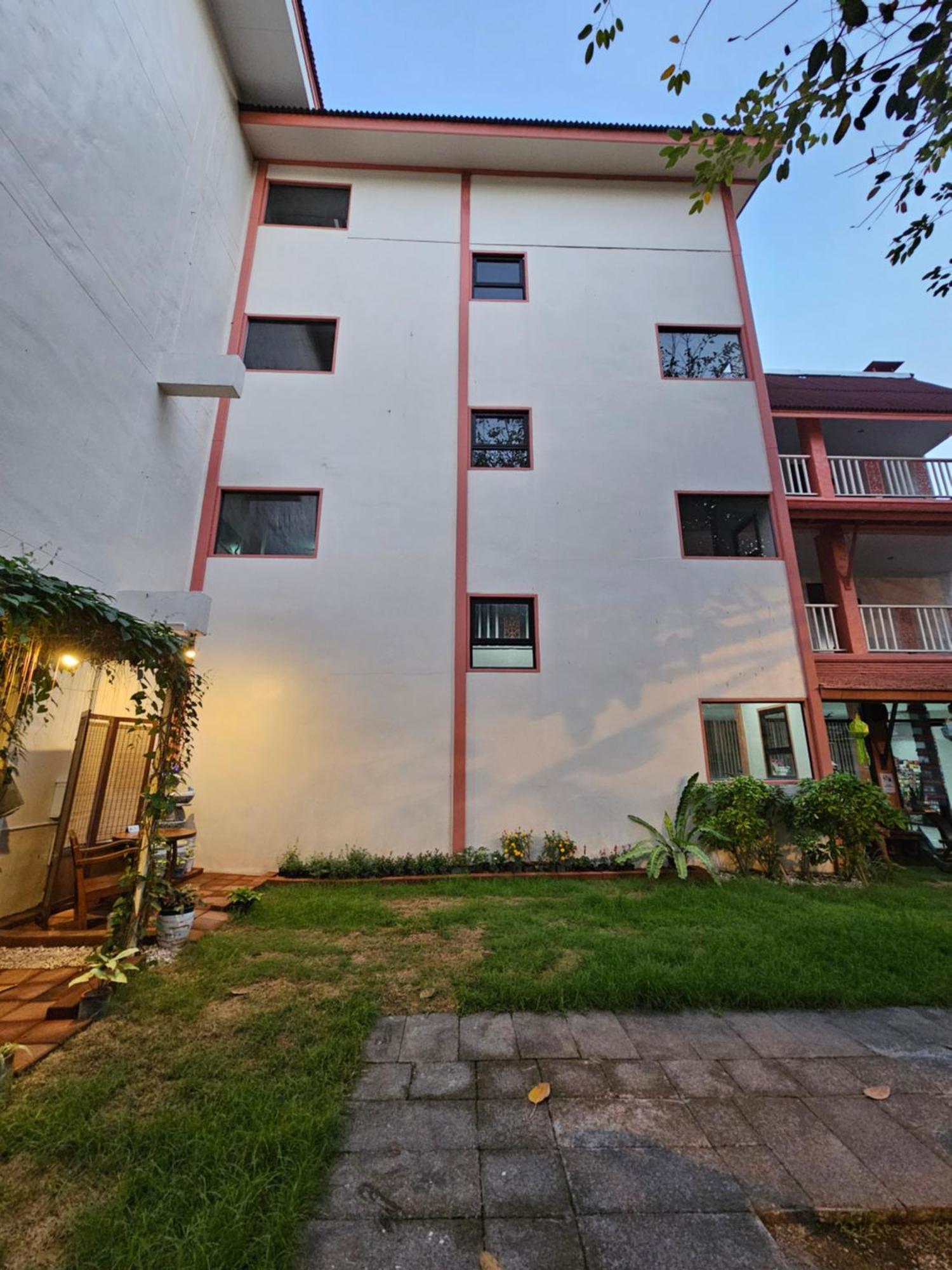 Sabaidee Chiangmai Hotel Sha Chiang Mai Esterno foto